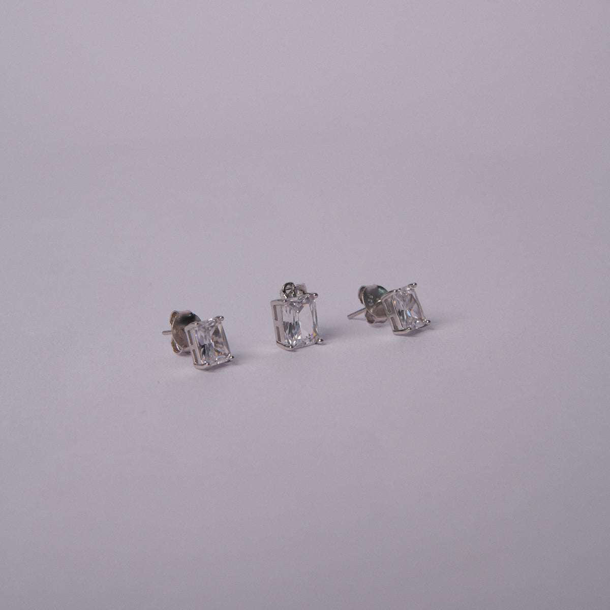 Is Silver Jewellery Good for Daily Wear? Benefits, Care & Styling Tips