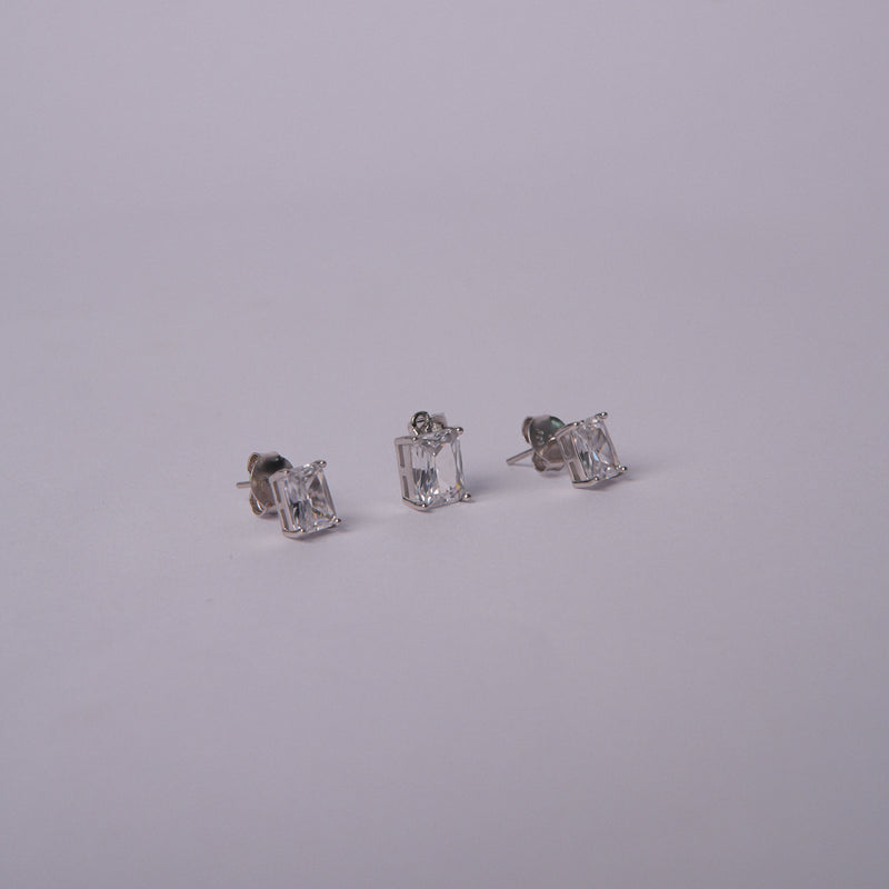 Is Silver Jewellery Good for Daily Wear? Benefits, Care & Styling Tips