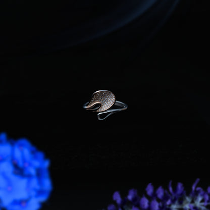 Ignis™ by Zyrene – Dual-Tone Leaf Statement Ring | 925 Sterling Silver | Lifetime Plating & 6-Month Warranty