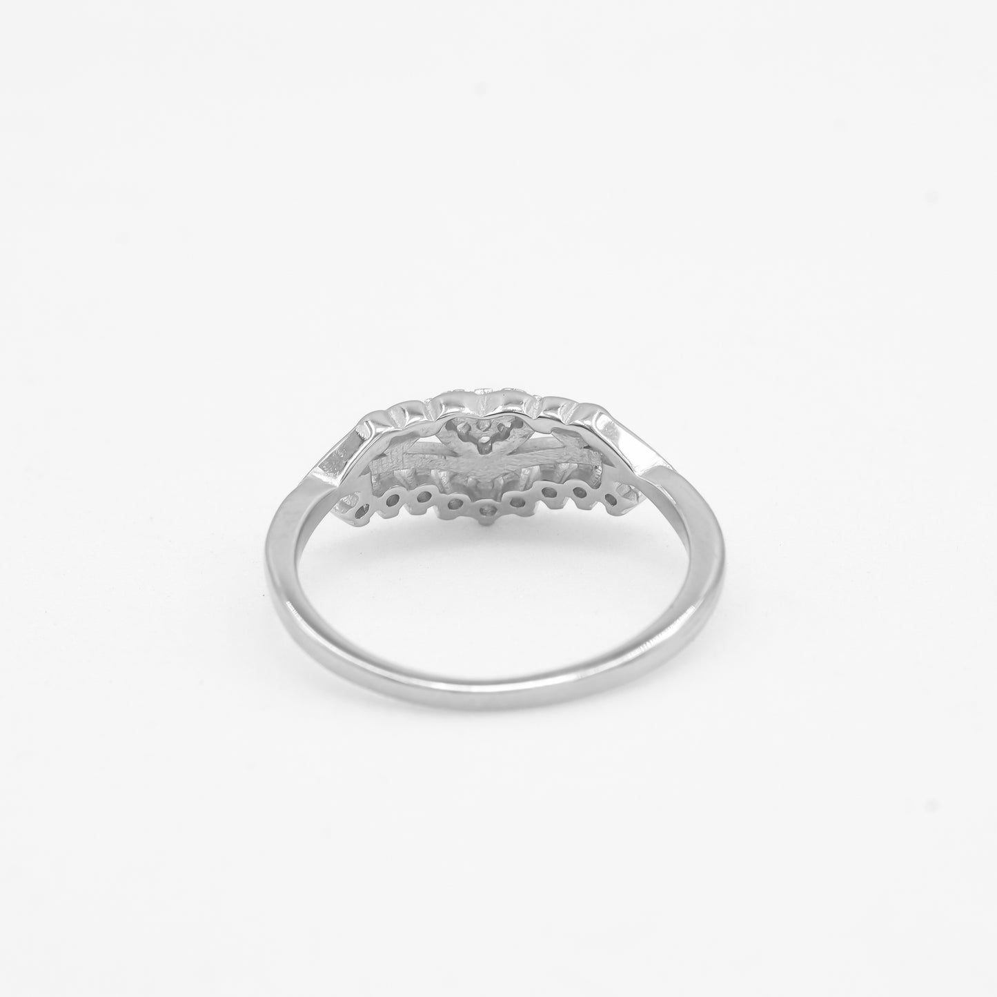 Zyrene Aarika 925 silver heart ring worn on hand for daily wear styling