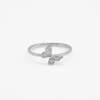 Close-up of Pari 925 silver butterfly ring with sparkle stone detailing