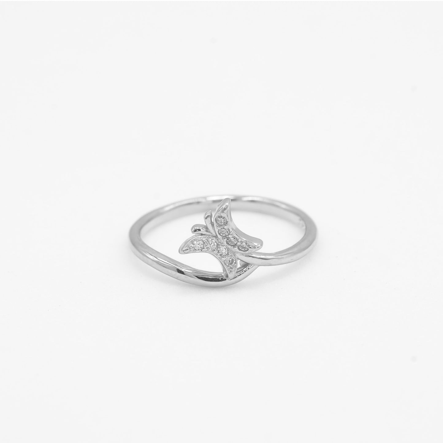 Close-up of Pihu 925 silver butterfly ring with sparkle stone detailing