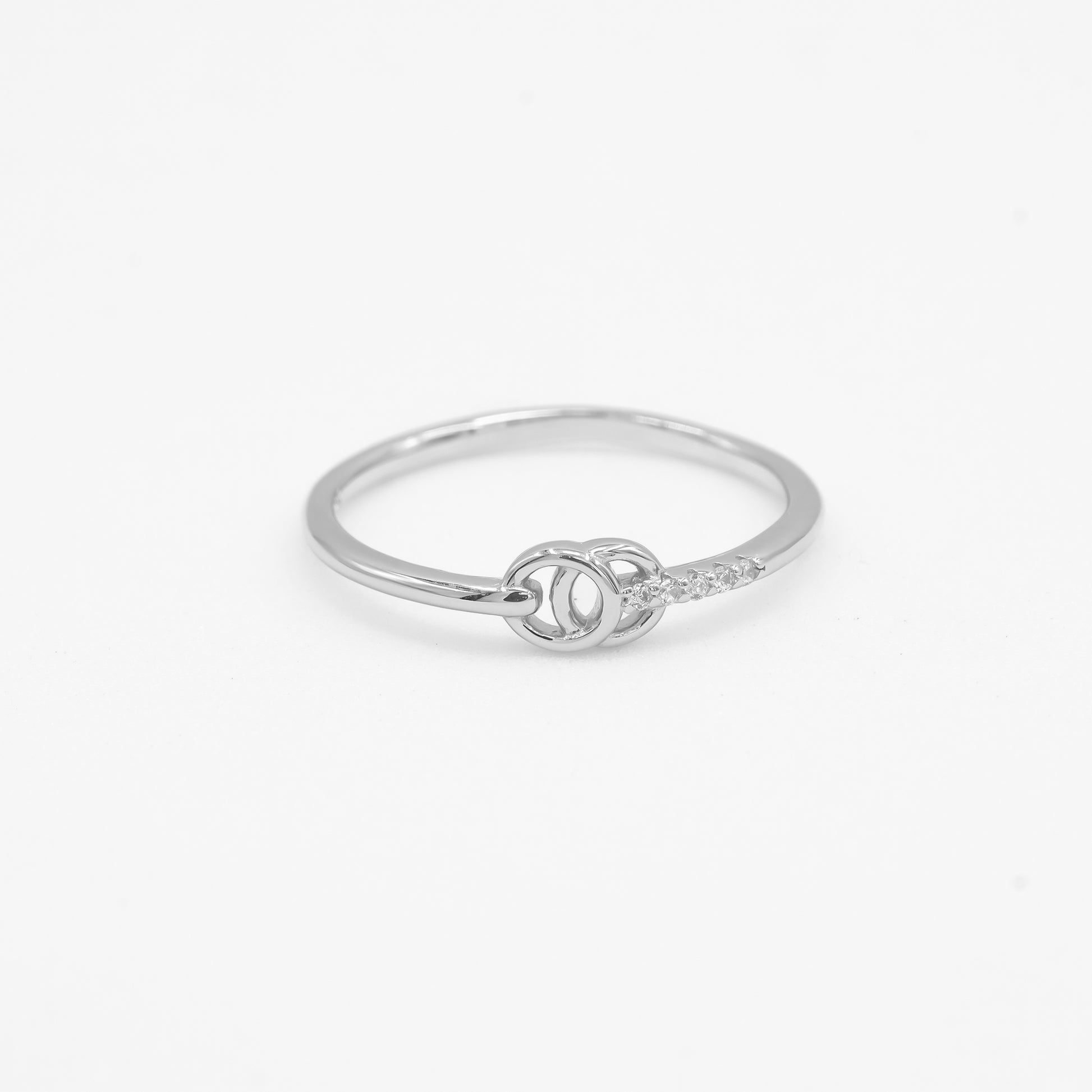 Side view of Zyrene Riva 925 silver ring showing slim lightweight band