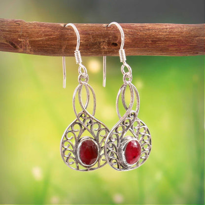 Rivéa™ Crimson Teardrop Earrings