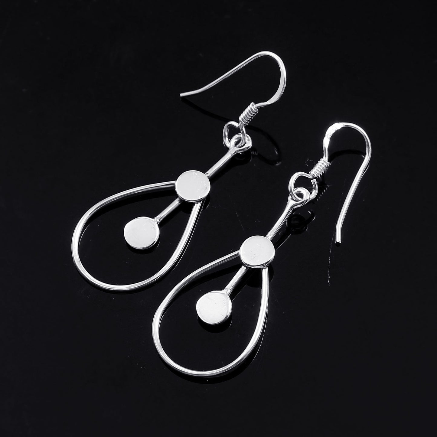 Zyrene Drift Drop™ Earrings – Silver Tone | Minimal Teardrop Dangle Earrings for Women | Lightweight Everyday Jewelry