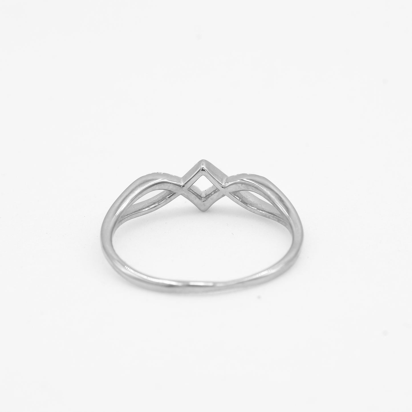 Front view of Aira diamond infinity ring in 925 sterling silver by Zyrene