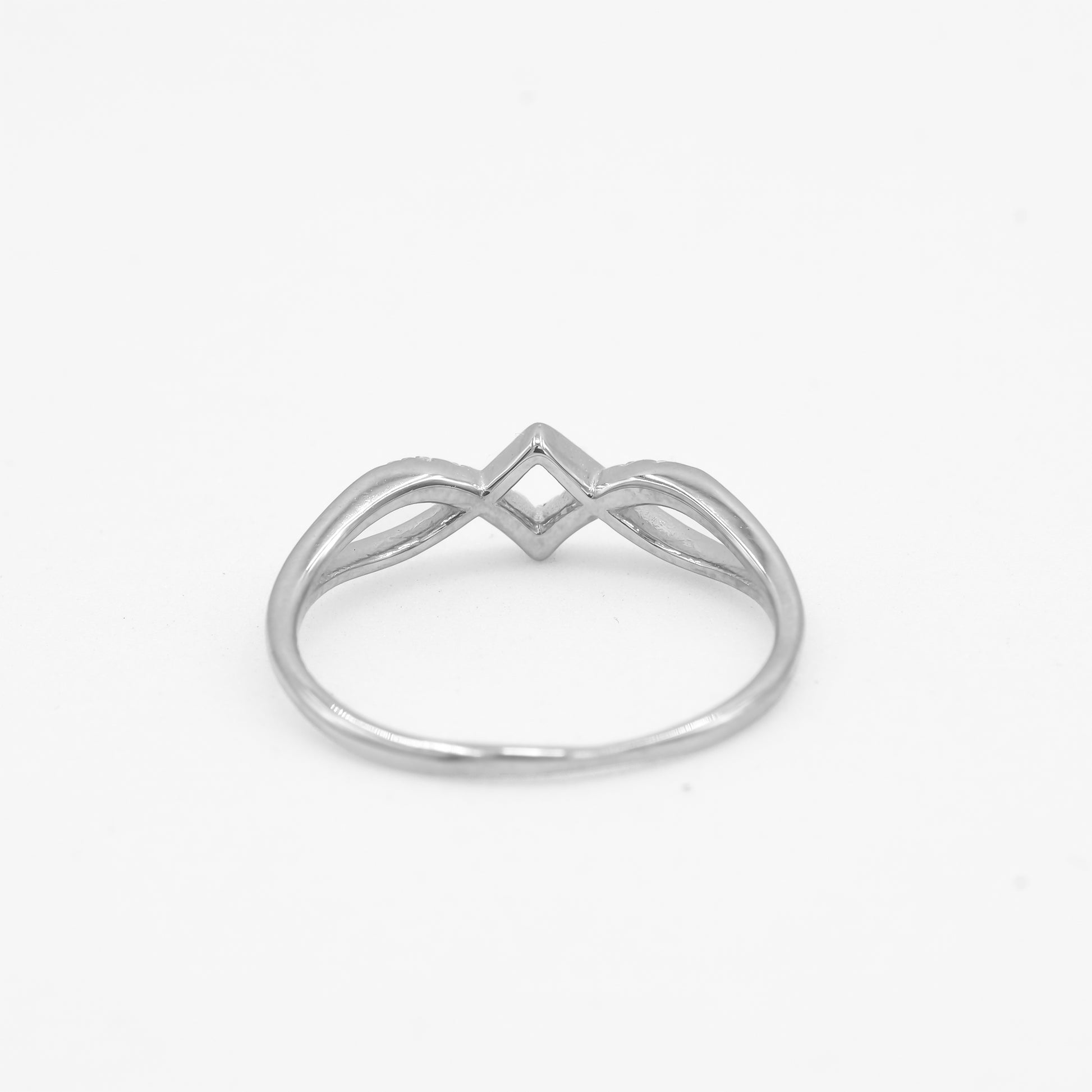 Front view of Aira diamond infinity ring in 925 sterling silver by Zyrene