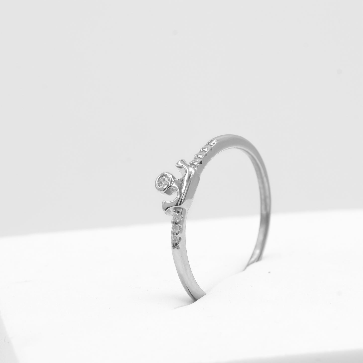 Front view of Rani crown sparkle ring in 925 sterling silver by Zyrene