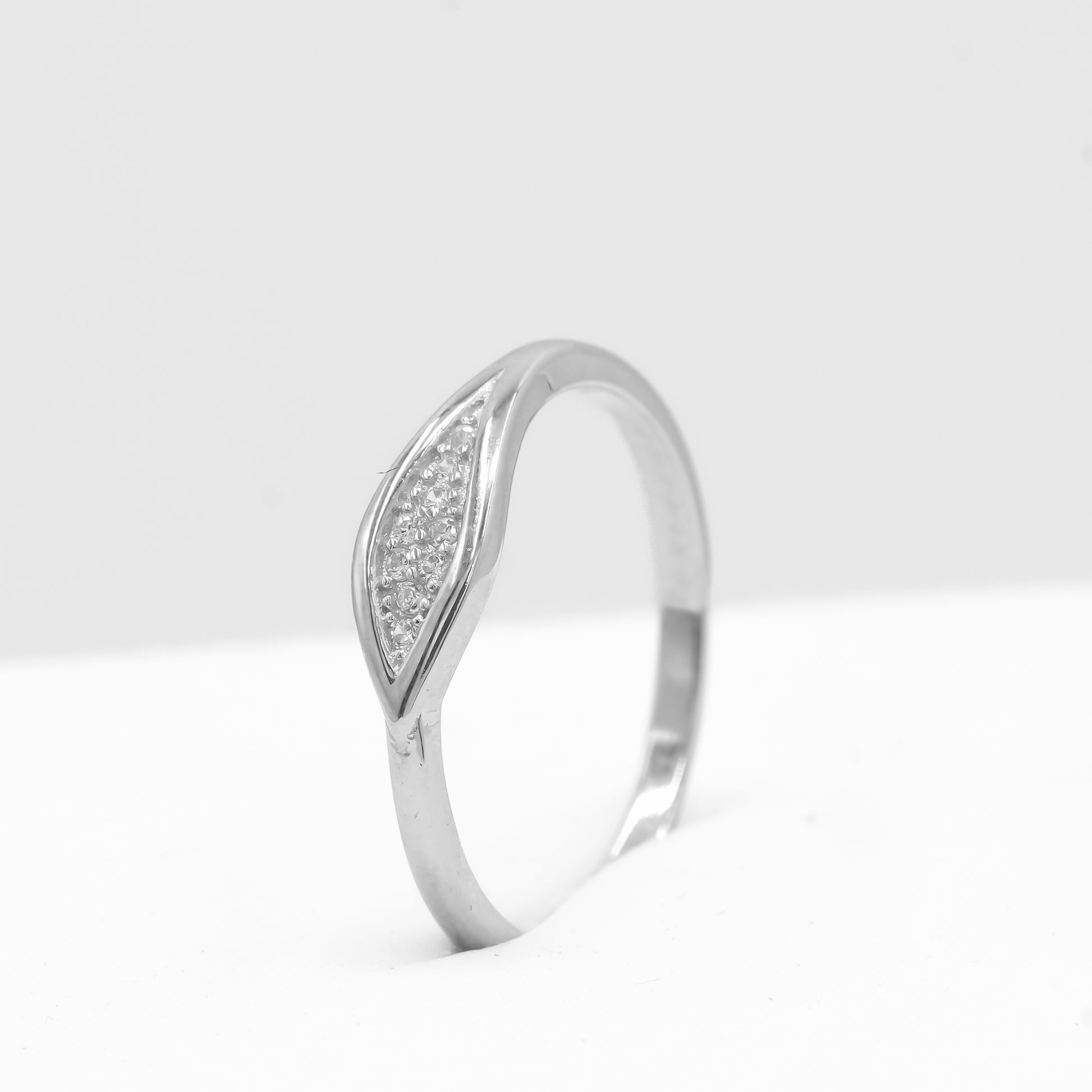 Front view of Zoya wave leaf ring in 925 sterling silver by Zyrene