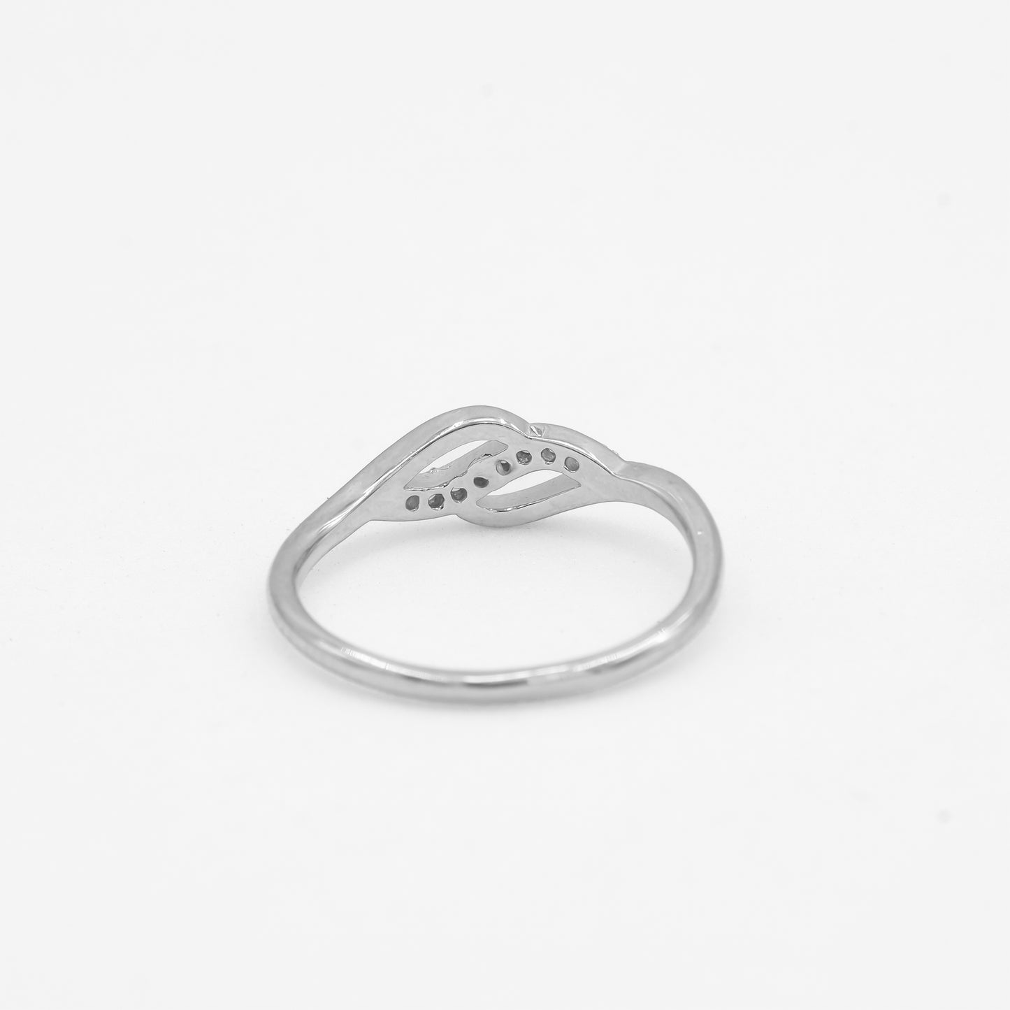 Side view of Zyrene Anaya 925 silver ring showing slim lightweight band