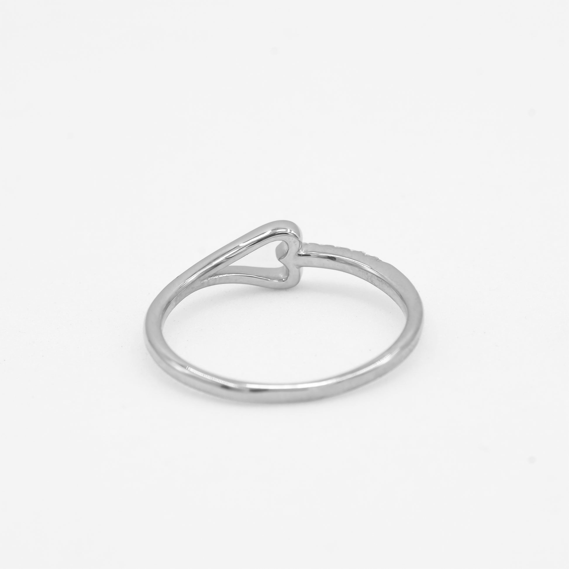 Side view of Zyrene Ira 925 silver ring showing slim lightweight band