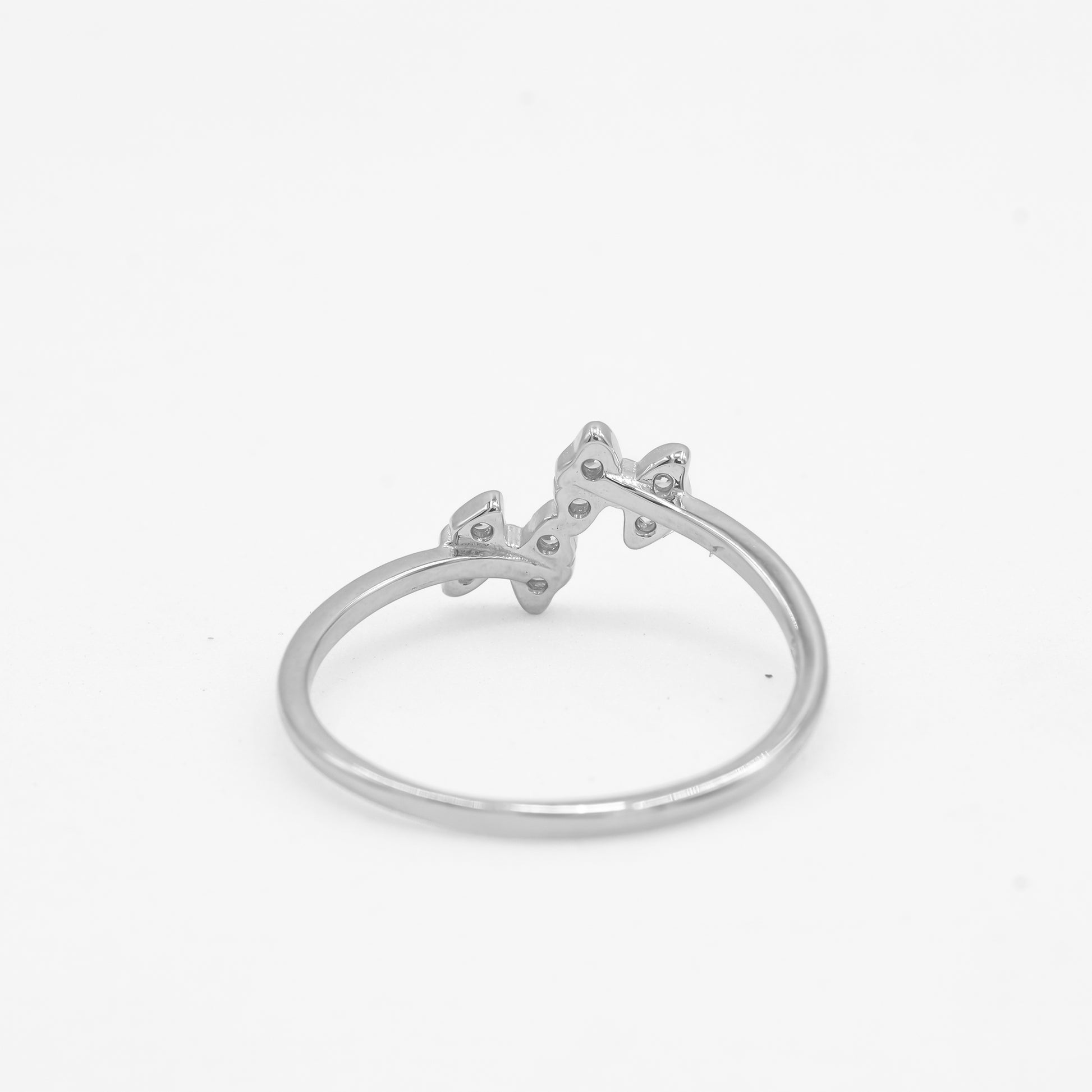 Side view of Zyrene Kyra 925 silver ring showing slim lightweight band
