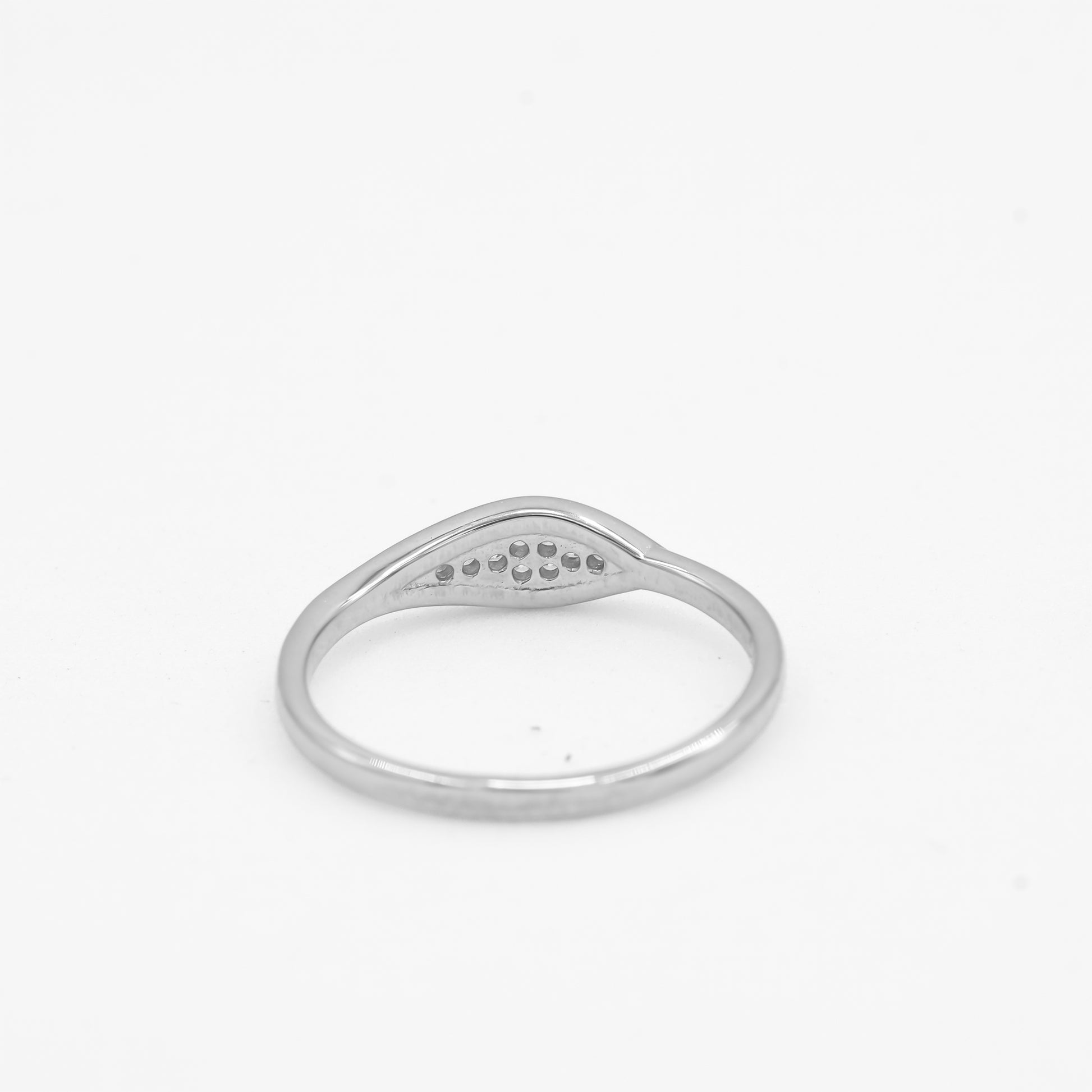 Side view of Zyrene Zoya 925 silver ring showing slim lightweight band