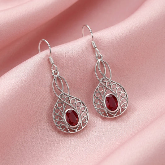 Rivéa™ Crimson Teardrop Earrings