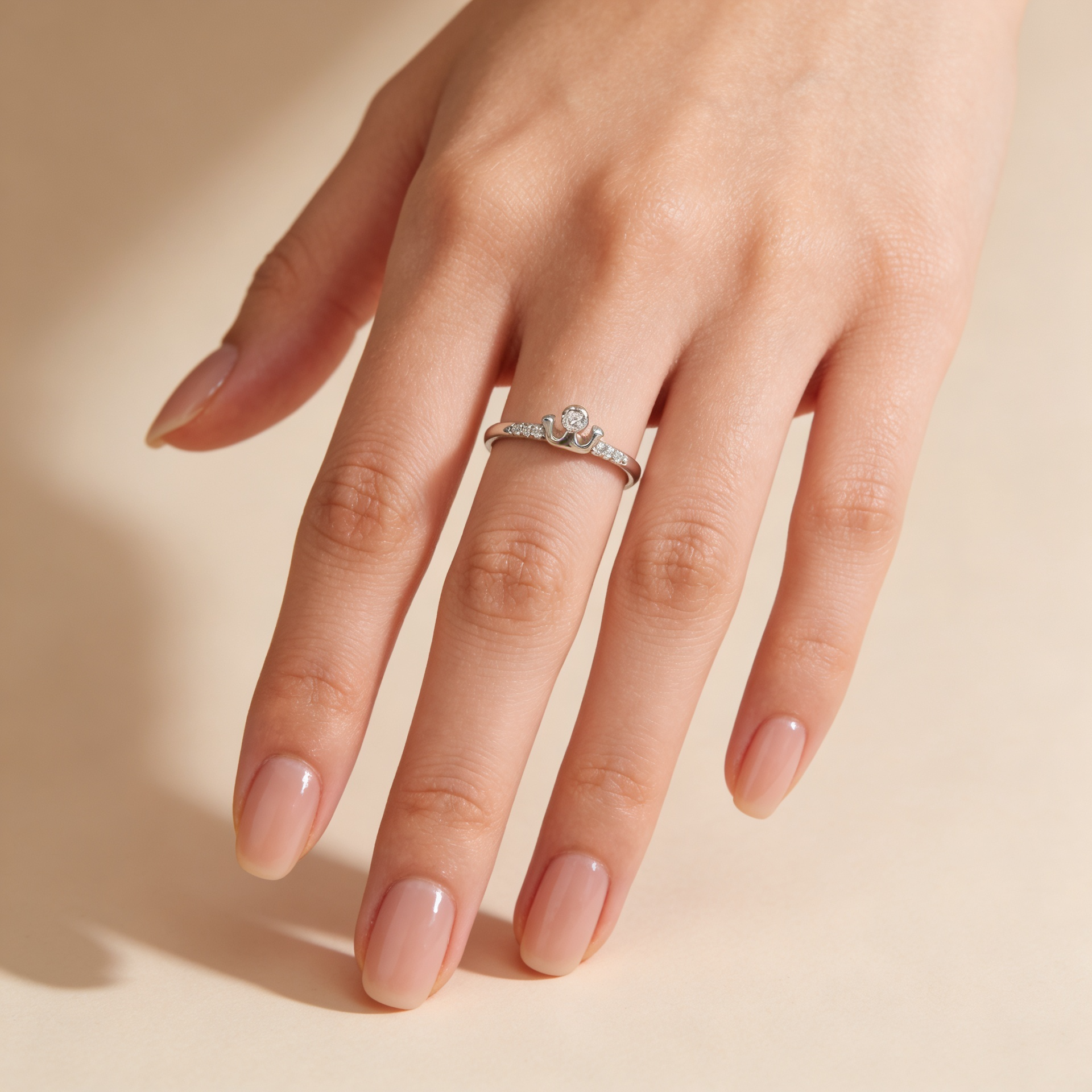 Close-up of Aarvi 925 silver floral ring with sparkle stone detailing